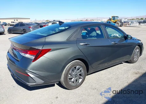 2024 Hyundai Elantra Sel from USA, damaged, VIN KMHLM4DG9RU805836